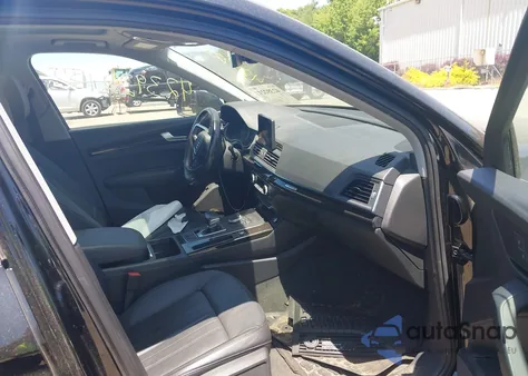 2018 Audi Q5 2.0T Premium/2.0T Tech Premium z USA, uszkodzony, nr VIN WA1BNAFY3J2087101